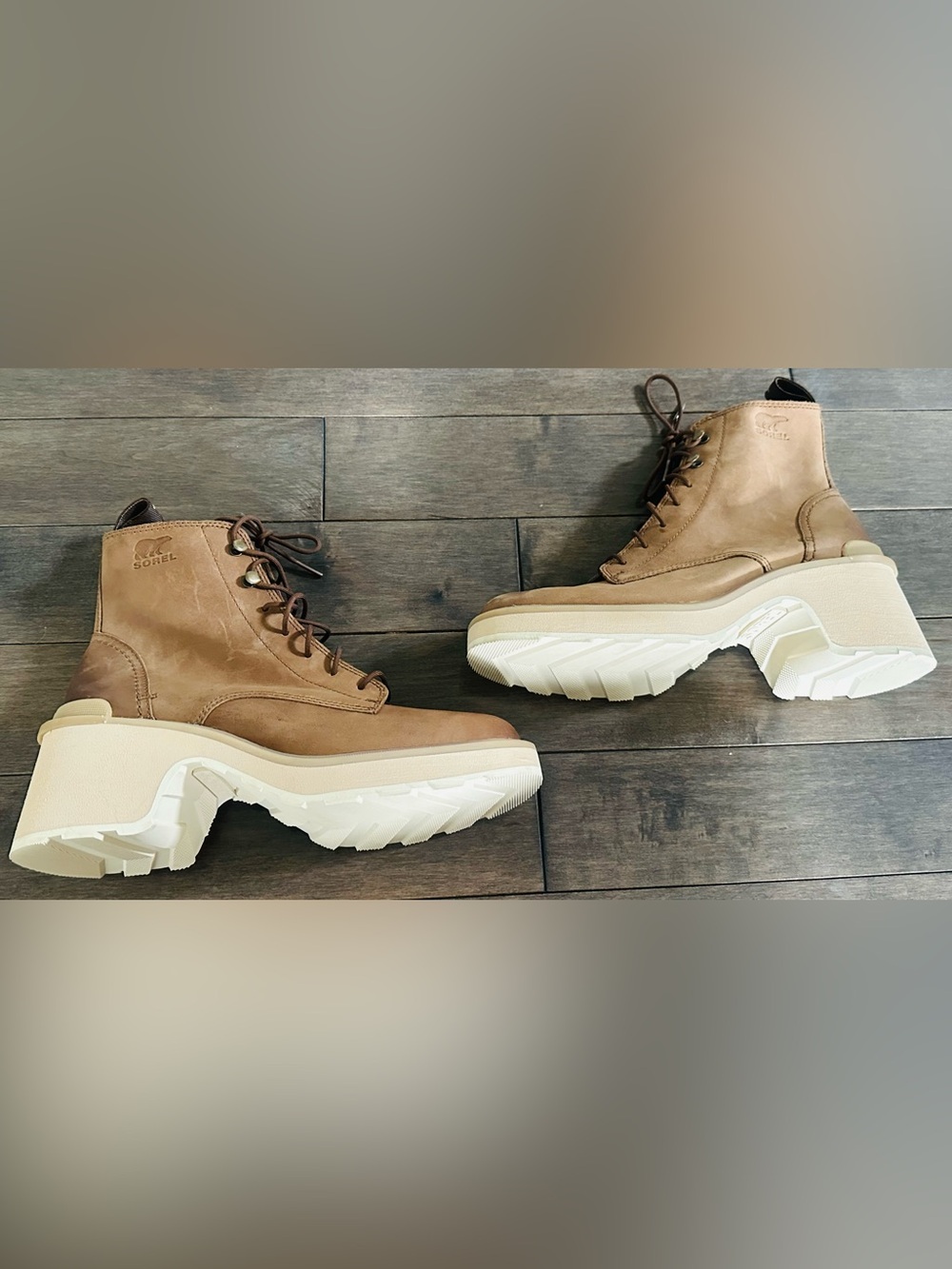 Women’s Sz 8.5 Umber Ceramic Hi-Line Chelsea Leather Waterproof Boots